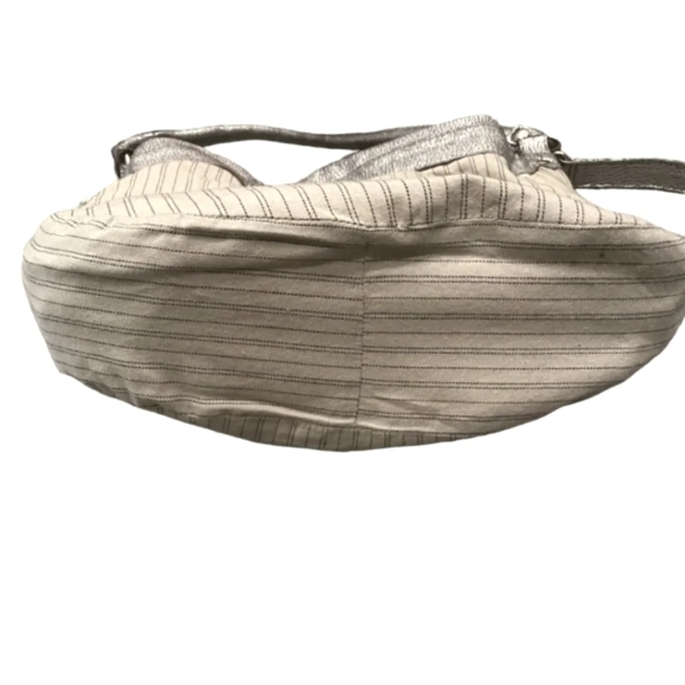 FRYE Melissa Leather Hobo/Shoulder/Crossbody Bag .. Silver